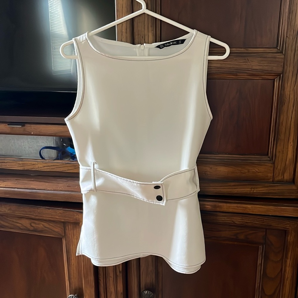 Zara Basics Off-White Sleeveless top
